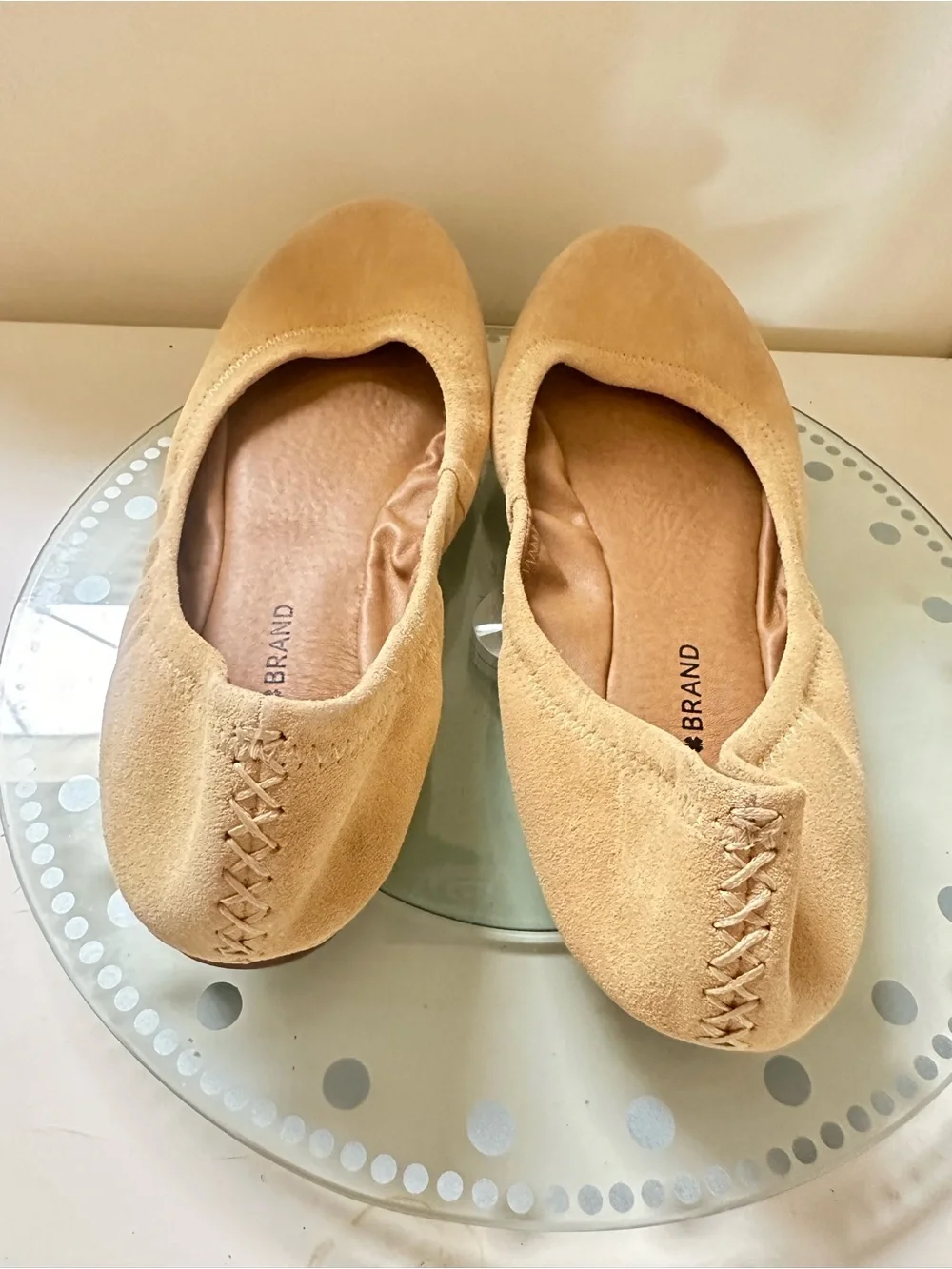 Lucky Brand Women's Beige Suede Ballet Flats